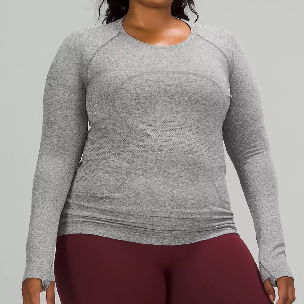 lululemon athletica Long Sleeve Crew - Light Gray
